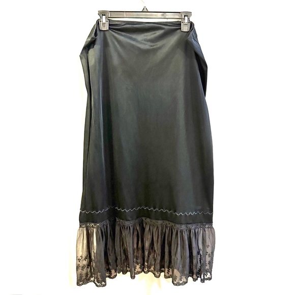 Vintage Movie Star Nylon Slip Skirt 9” Lace Ruffle Trim Goth Size Lg Tall - Picture 1 of 14